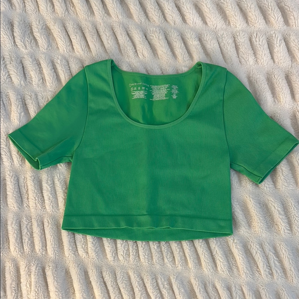 Green Cropped Top